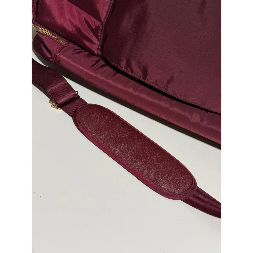Unbranded Burgundy Quilted Puffer Tote Bag Large Nylon Travel Gym Weekender